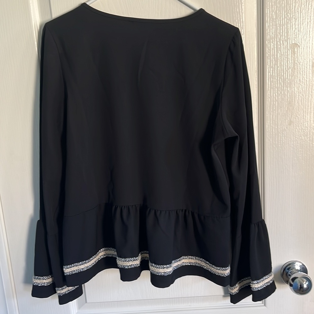 Made in Italy (brand) - blouse with fluttery trim - size M - Picture 2 of 2